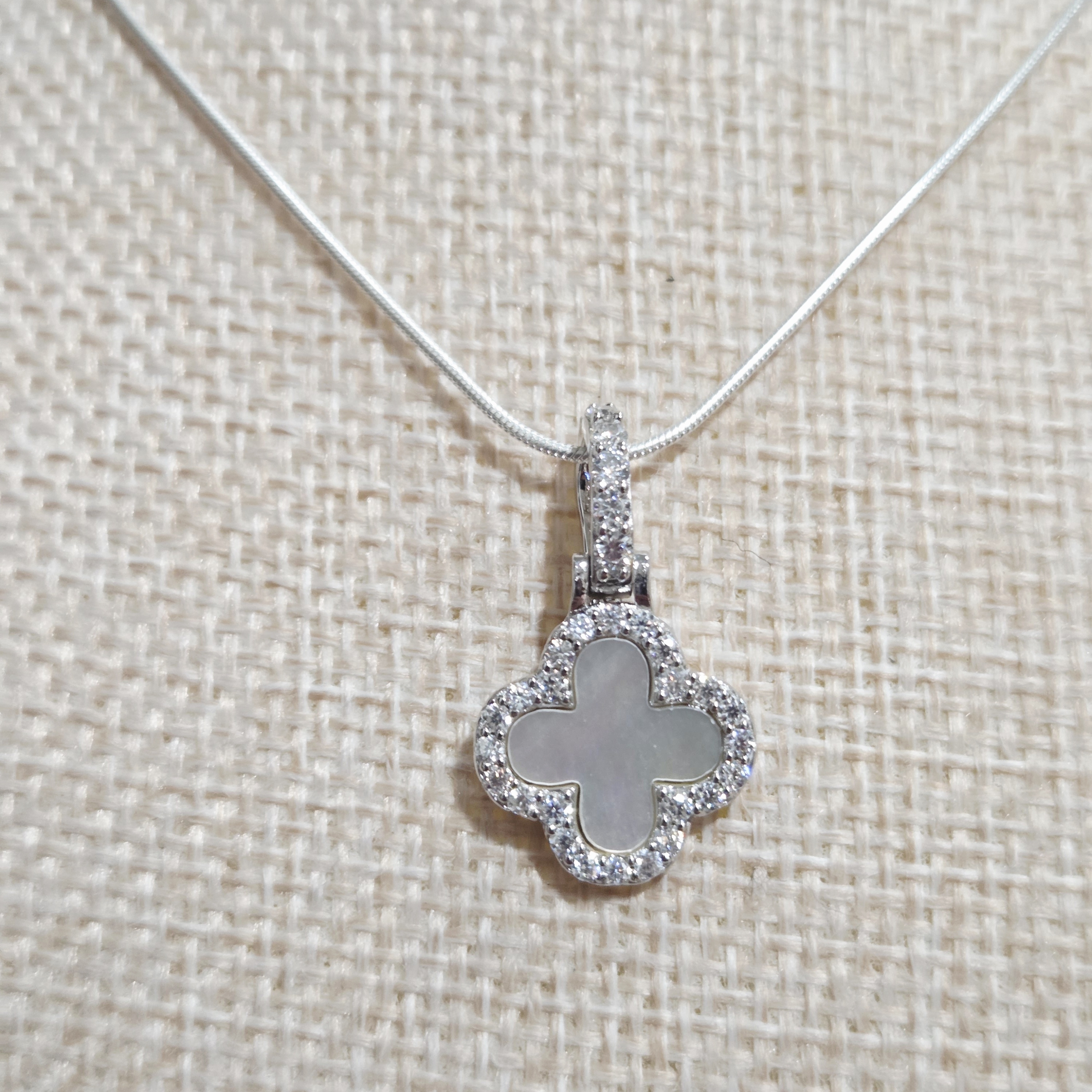 Elegant Silver Clover Moissanite Pendant Necklace